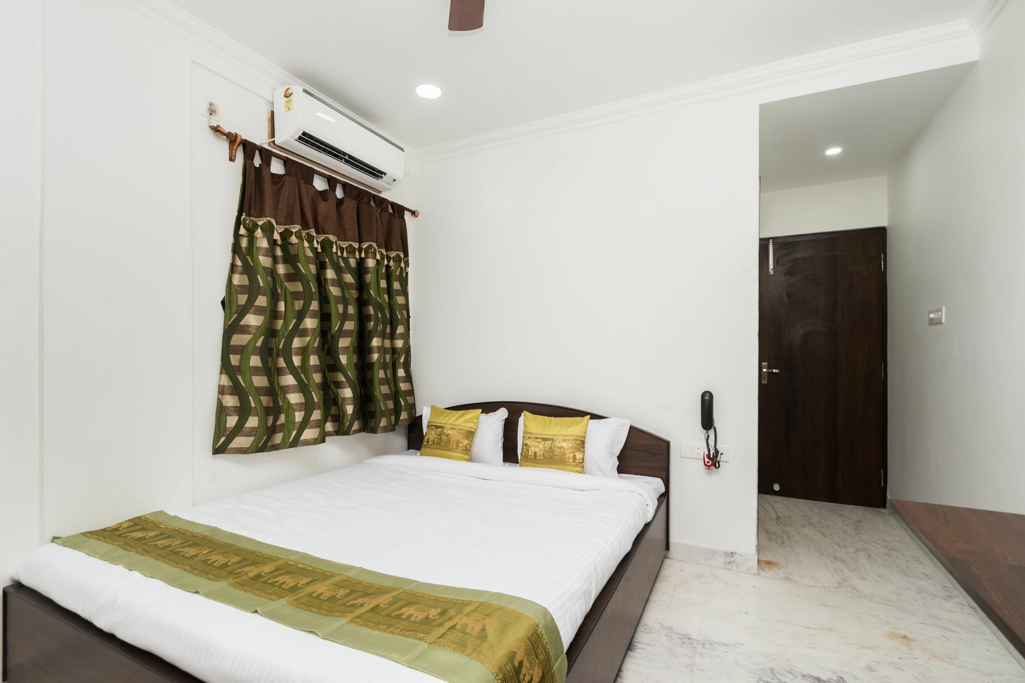 Super Hotel O New Town Near Axis Mall Formerly Spandan Inn Calcutta  Esterno foto